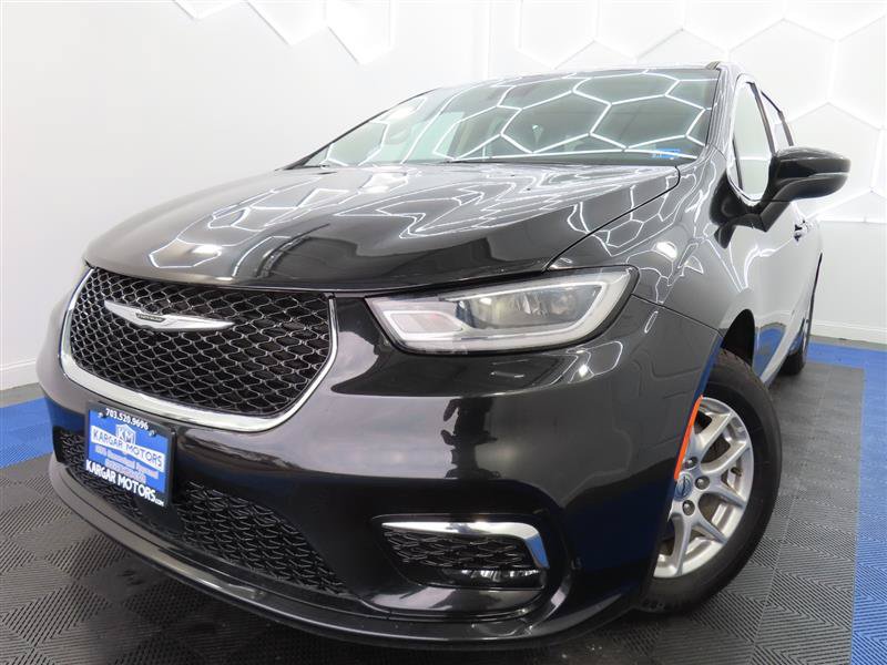 Used 2023 Chrysler Pacifica Touring-L