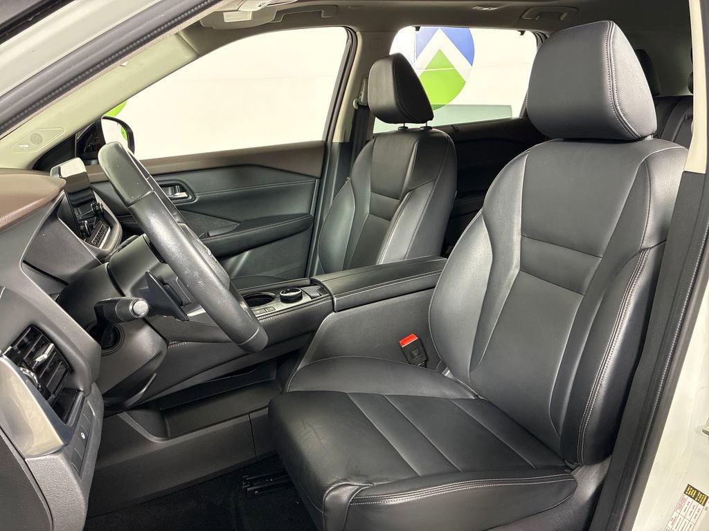 Used 2023 Nissan Rogue SL w/ SL Premium Package image 29