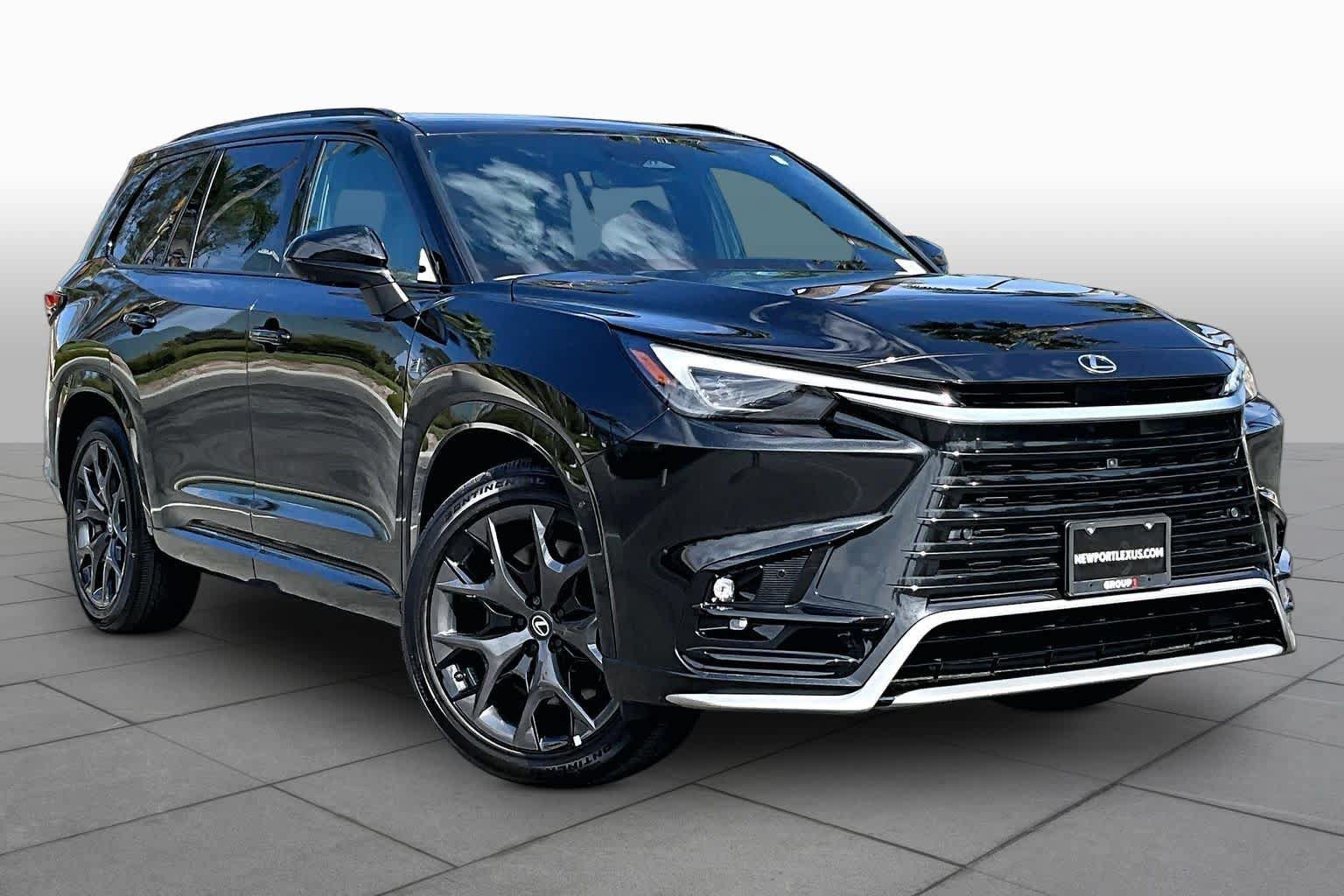New 2026 Lexus TX 500h AWD image 2