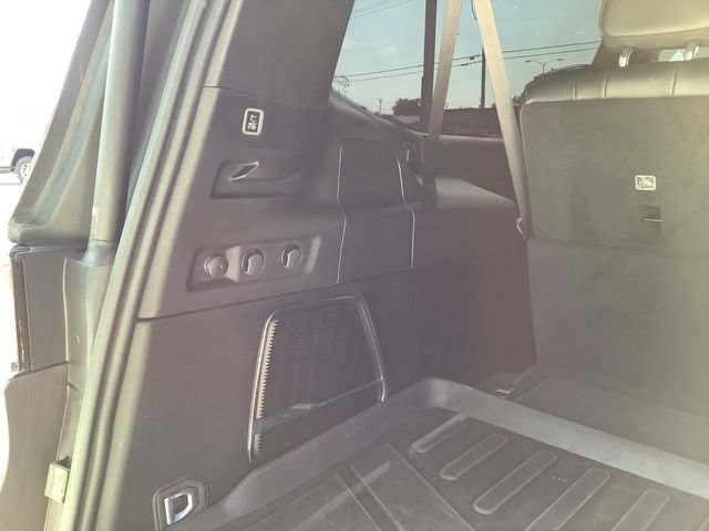 Used 2024 Jeep Wagoneer L 4WD w/ Premium Group I image 34