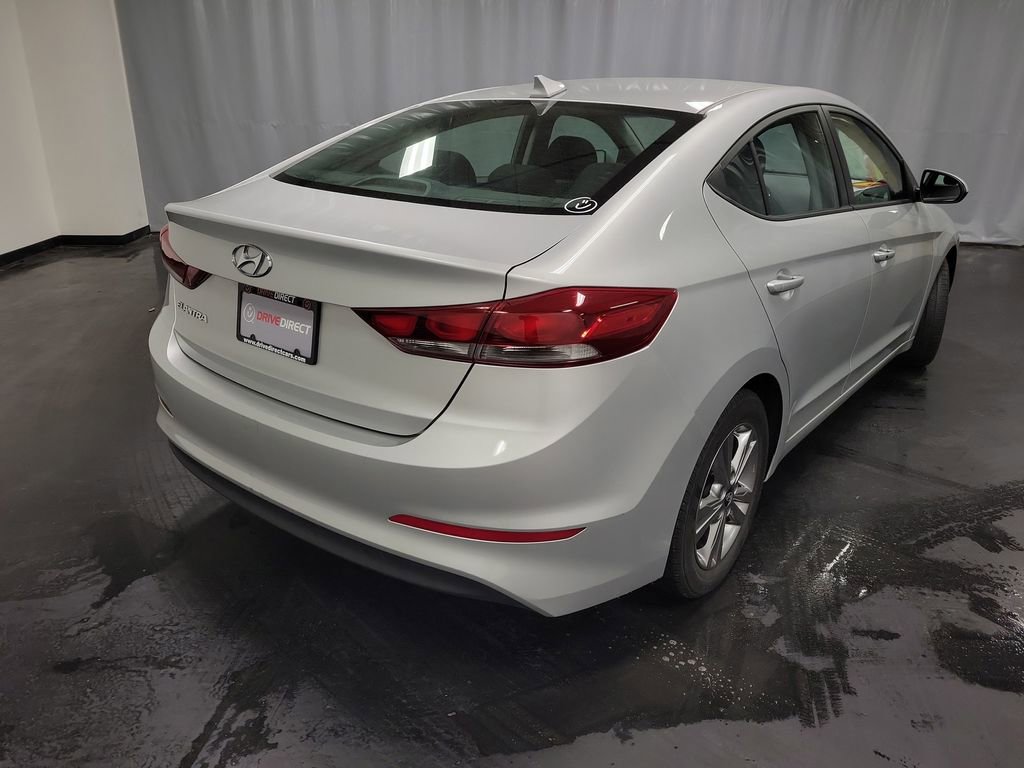 Used 2017 Hyundai Elantra Value Edition FWD image 8