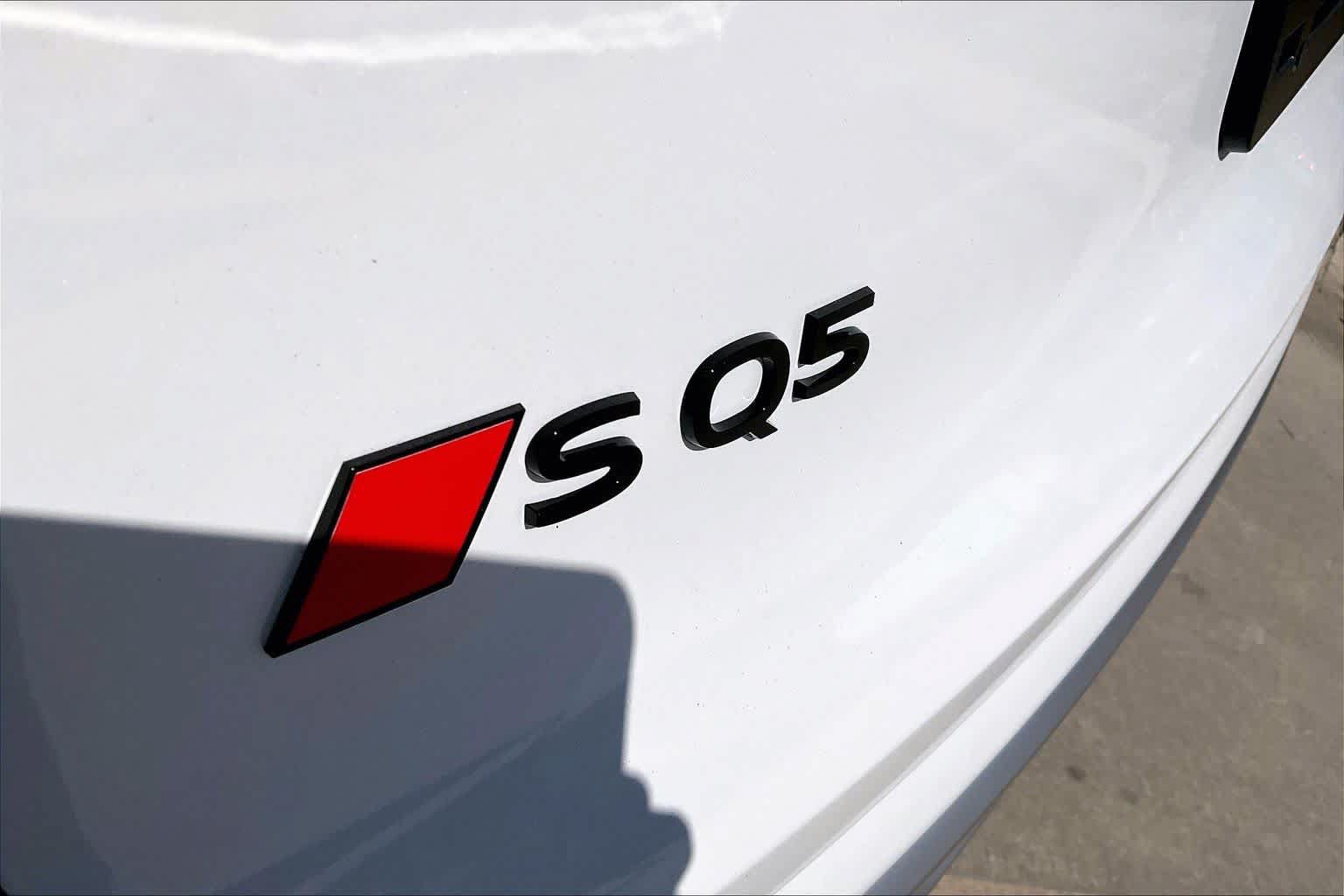 New 2026 Audi SQ5 Prestige AWD/4WD image 15
