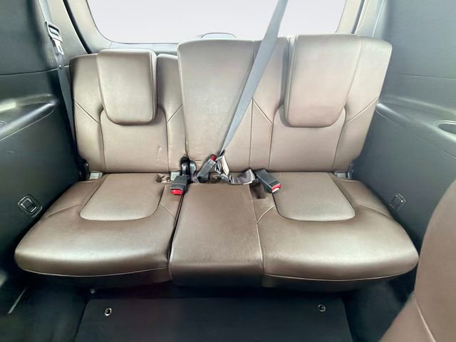 Used 2021 Nissan Armada Platinum w/ Captain's Chairs Package RWD image 18