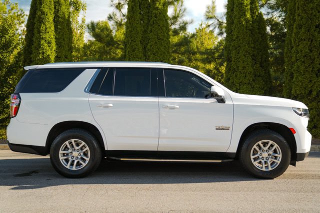 Used 2021 Chevrolet Tahoe LT w/ Luxury Package RWD image 8