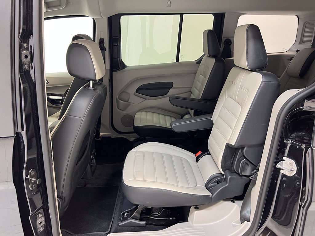Used 2023 Ford Transit Connect Titanium FWD image 27