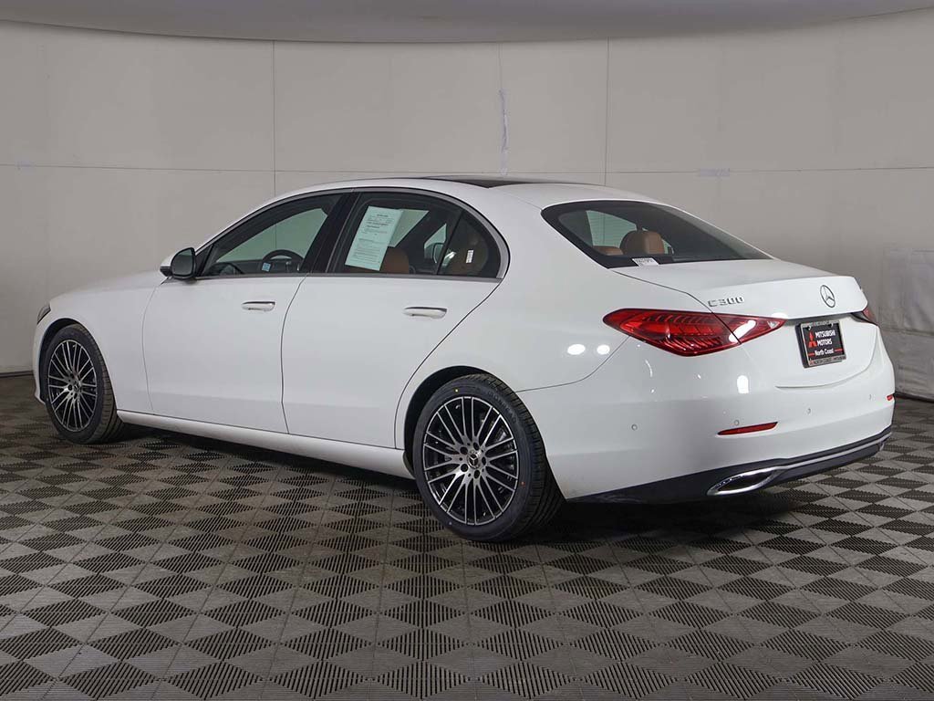 Used 2022 Mercedes-Benz C 300 4MATIC Sedan w/ Exclusive Trim Package image 8