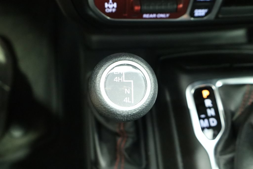 Used 2023 Jeep Gladiator Rubicon w/ Cold Weather Group AWD/4WD image 42