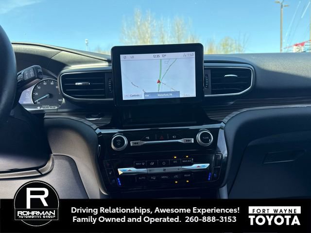 Used 2022 Ford Explorer Limited w/ Equipment Group 301A AWD/4WD image 7