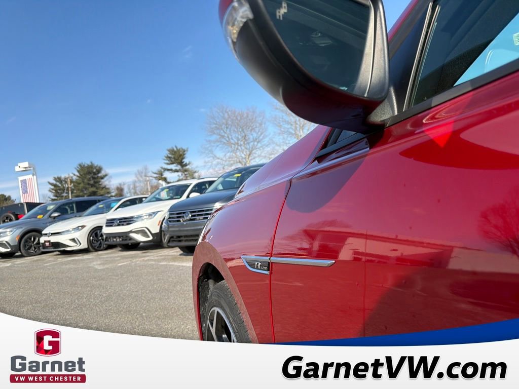 Used 2021 Volkswagen Passat 2.0T R-Line image 35