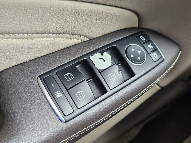 Used 2015 Mercedes-Benz ML 350 4MATIC image 26