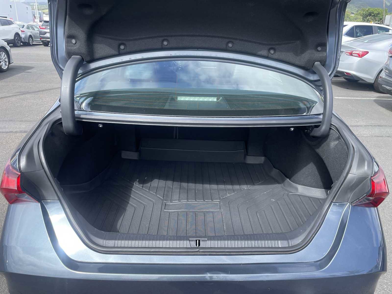 Used 2019 Toyota Avalon XSE w/ Carpet Mat Package image 20