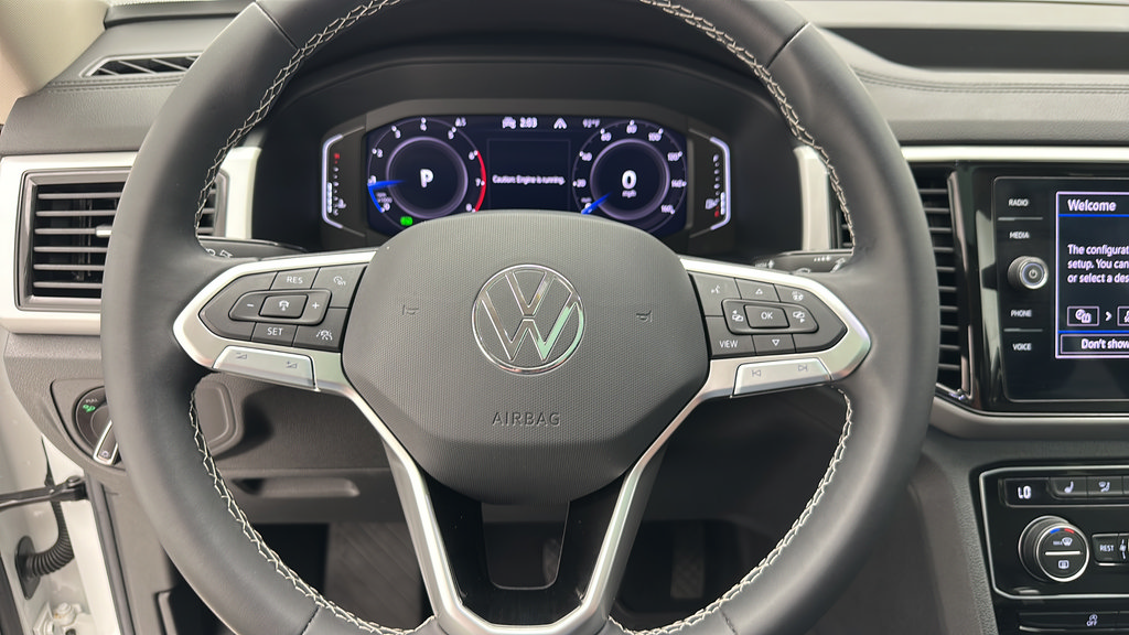 Used 2023 Volkswagen Atlas SEL AWD/4WD image 17