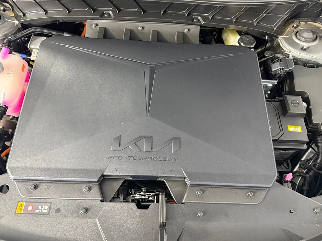 Used 2025 Kia Niro Wind w/ Wind Preserve Package FWD image 32