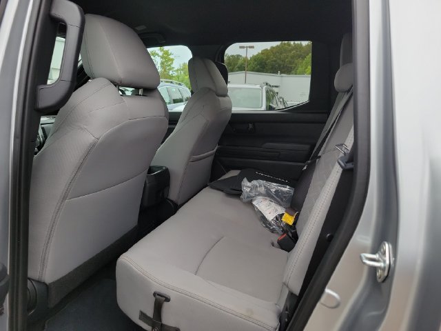 Used 2024 Toyota Tacoma SR5 w/ SR5 Upgrade Package RWD image 13
