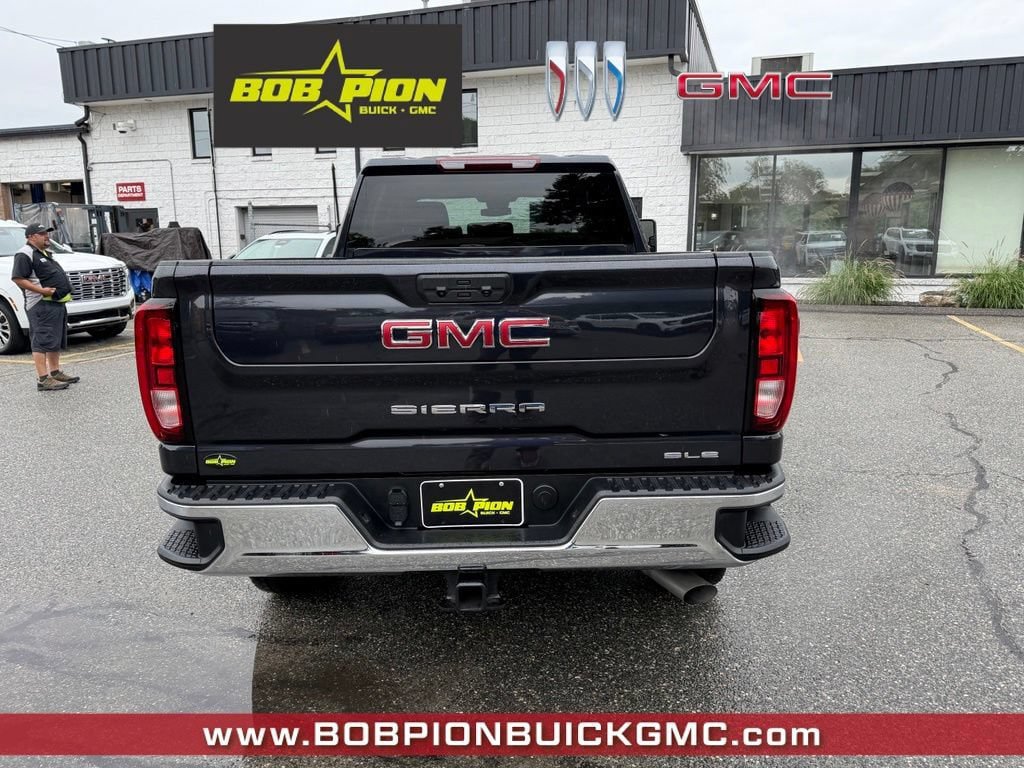 Used 2026 GMC Sierra 2500 SLE w/ SLE Value Package; AWD/4WD image 4