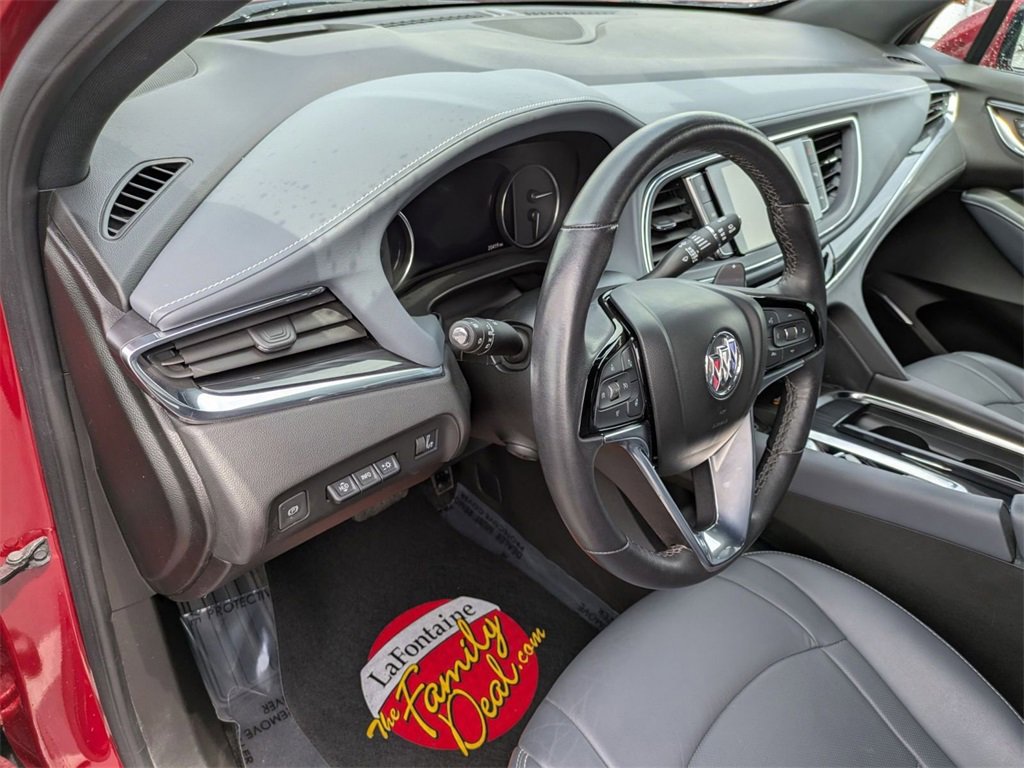 Used 2024 Buick Enclave Premium image 11