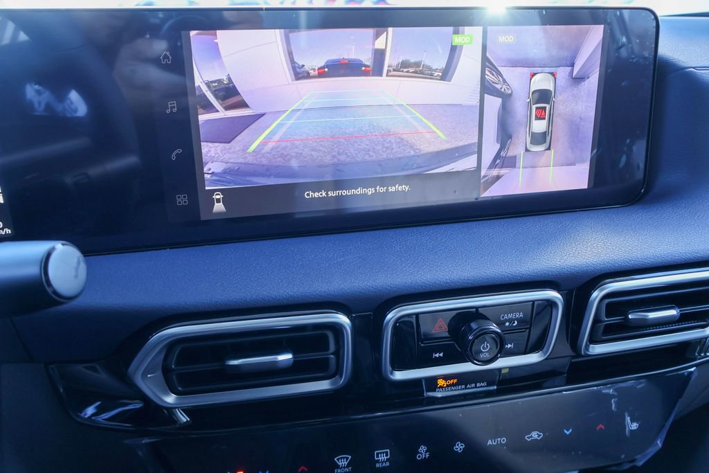 New 2026 Nissan Sentra SL image 4