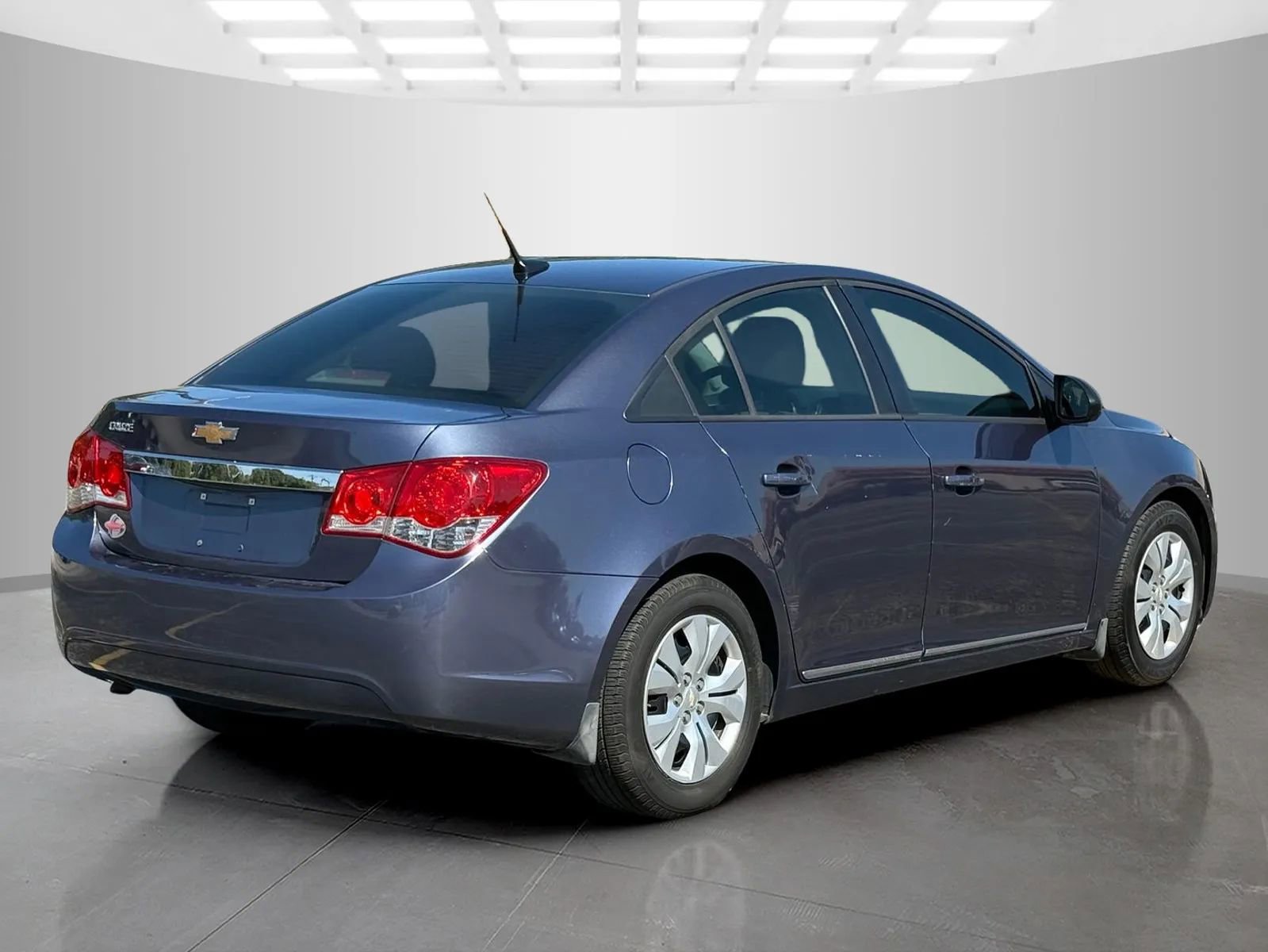 Used 2014 Chevrolet Cruze LS image 5