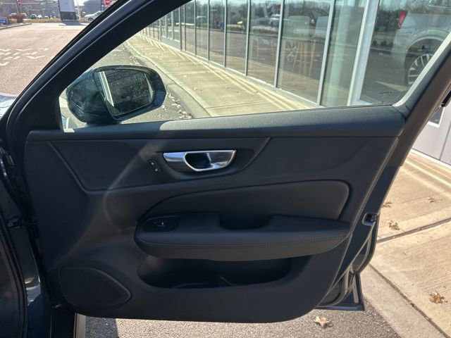 Certified 2025 Volvo V60 B5 Cross Country Plus image 14