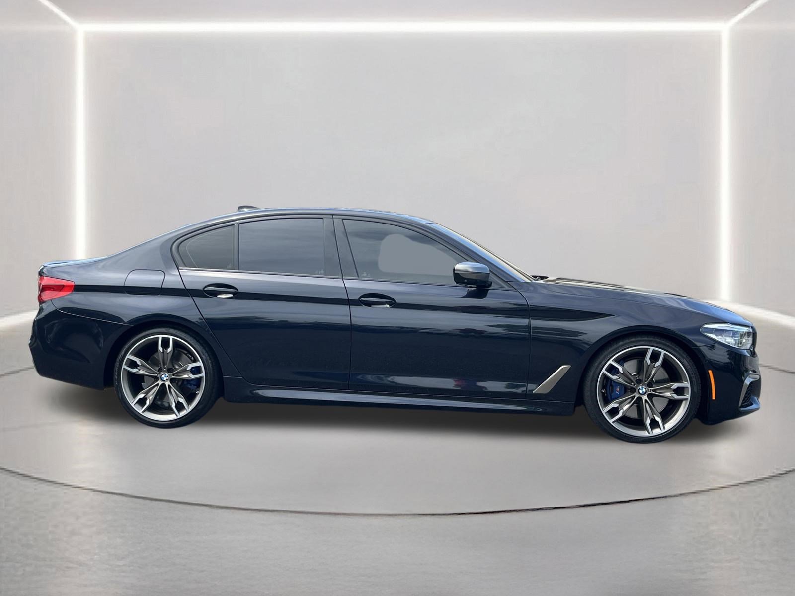 Used 2019 BMW M550i xDrive AWD/4WD image 31
