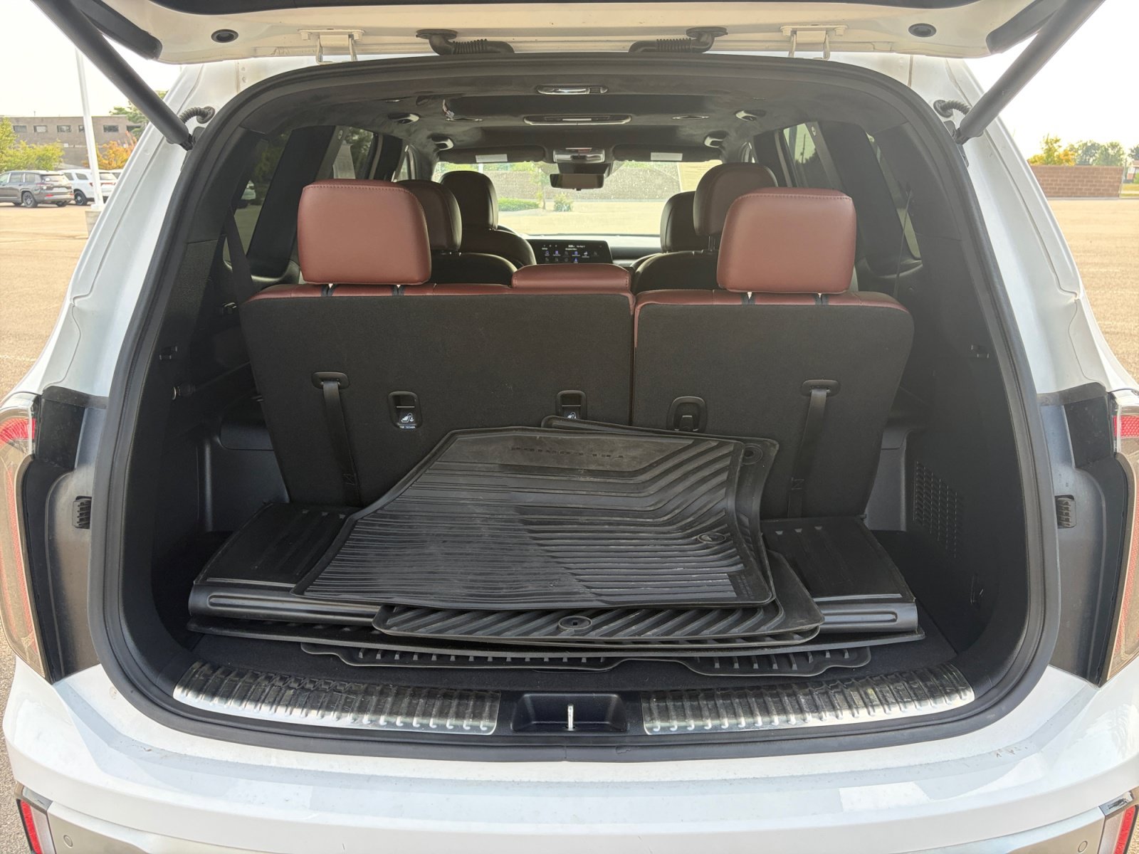 Used 2024 Kia Telluride SX Prestige AWD/4WD image 30