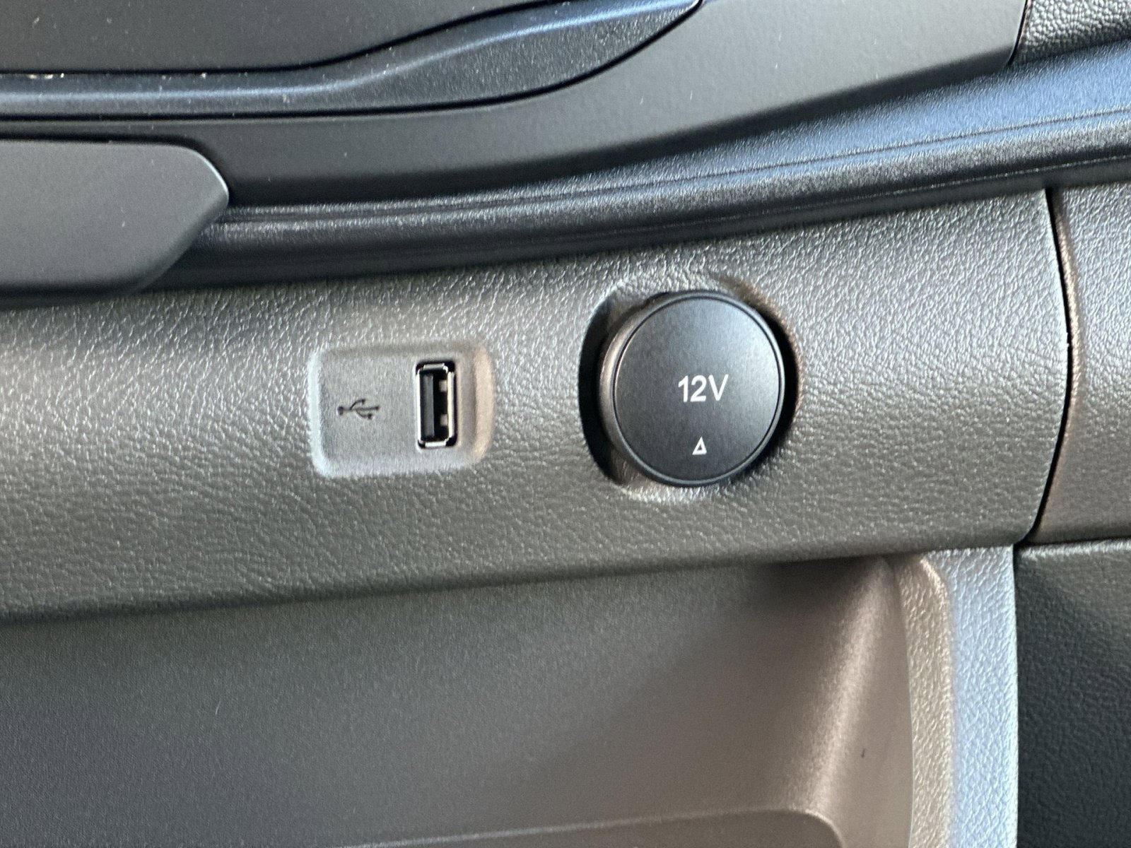 New 2026 Ford Transit 350 148 High Roof w/ Load Area Protection Package image 26