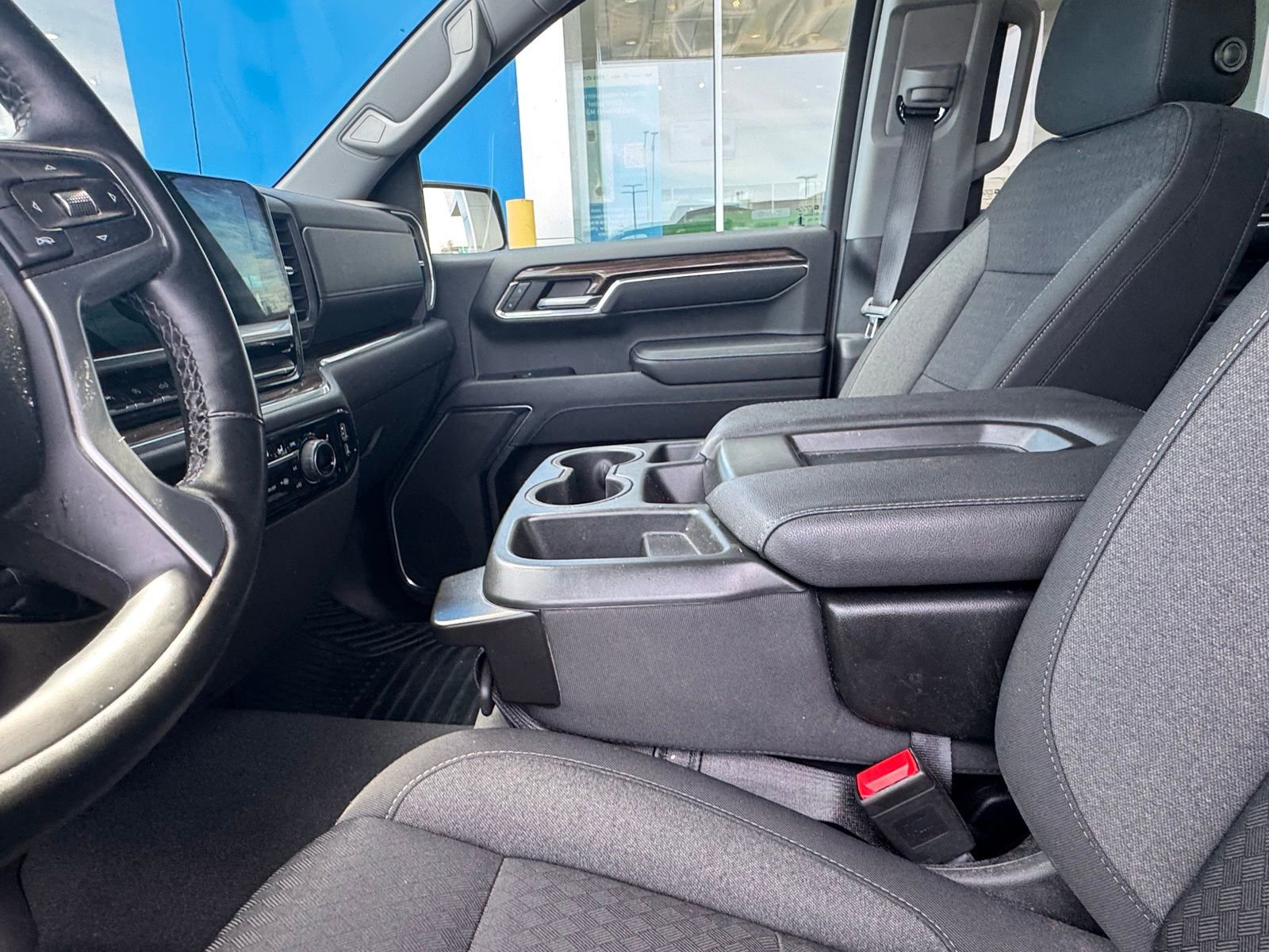 Used 2023 Chevrolet Silverado 1500 LT AWD/4WD image 18