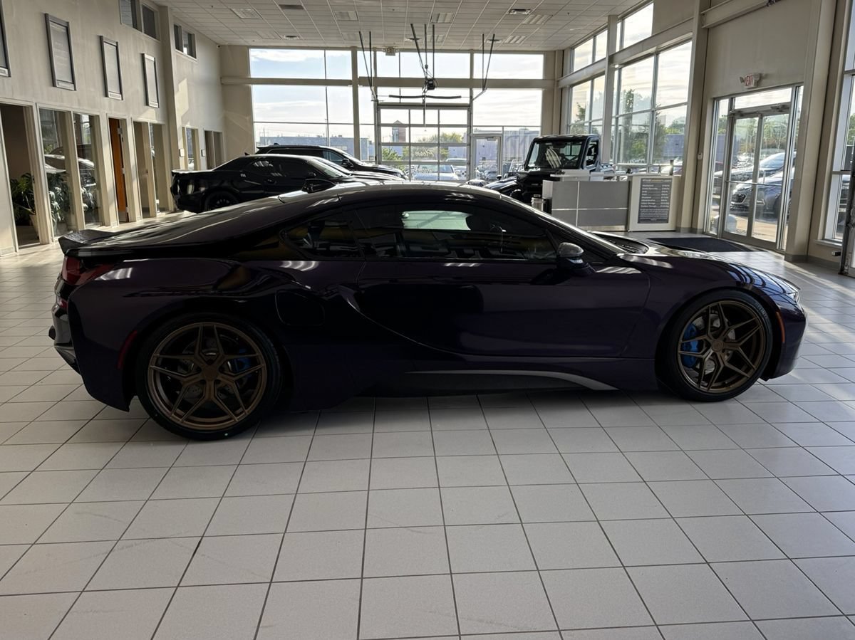 Used 2016 BMW i8 AWD/4WD image 8