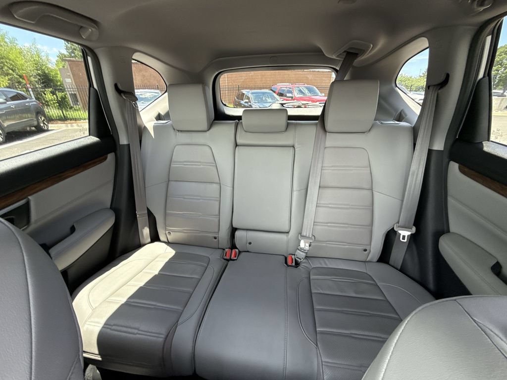 Used 2018 Honda CR-V Touring image 29