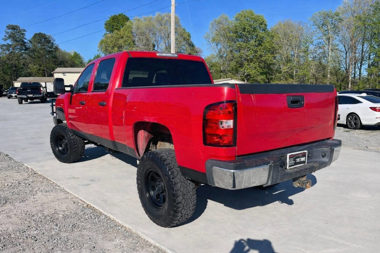 Used 2007 Chevrolet Silverado 2500 LT w/ Suspension Package, Off-Road image 6