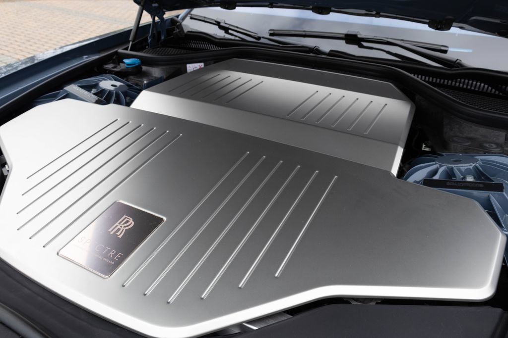 Used 2025 Rolls-Royce Spectre w/ Leather Finishing Pack AWD/4WD image 61