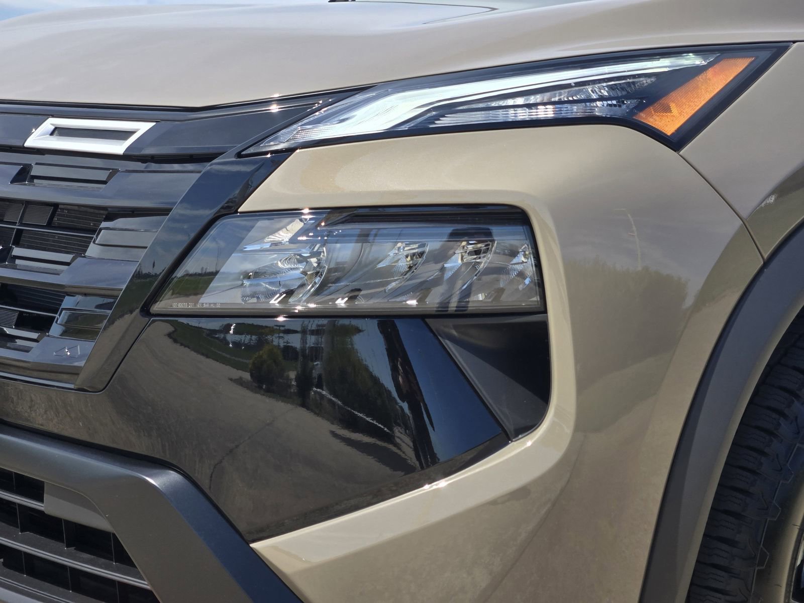 New 2026 Nissan Rogue SV image 9