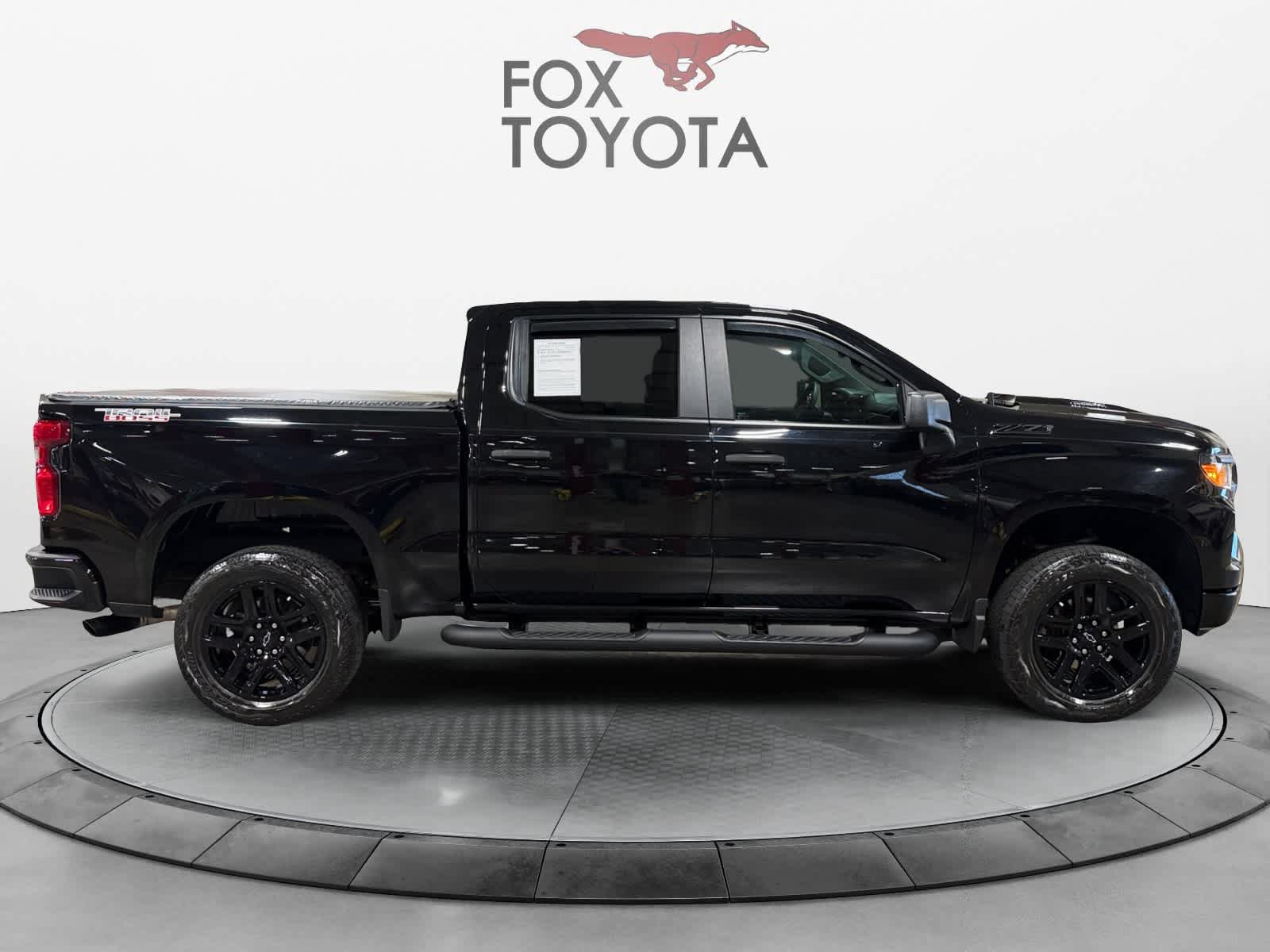 Used 2025 Chevrolet Silverado 1500 Custom Trail Boss w/ Turbomax Blackout Package AWD/4WD image 7