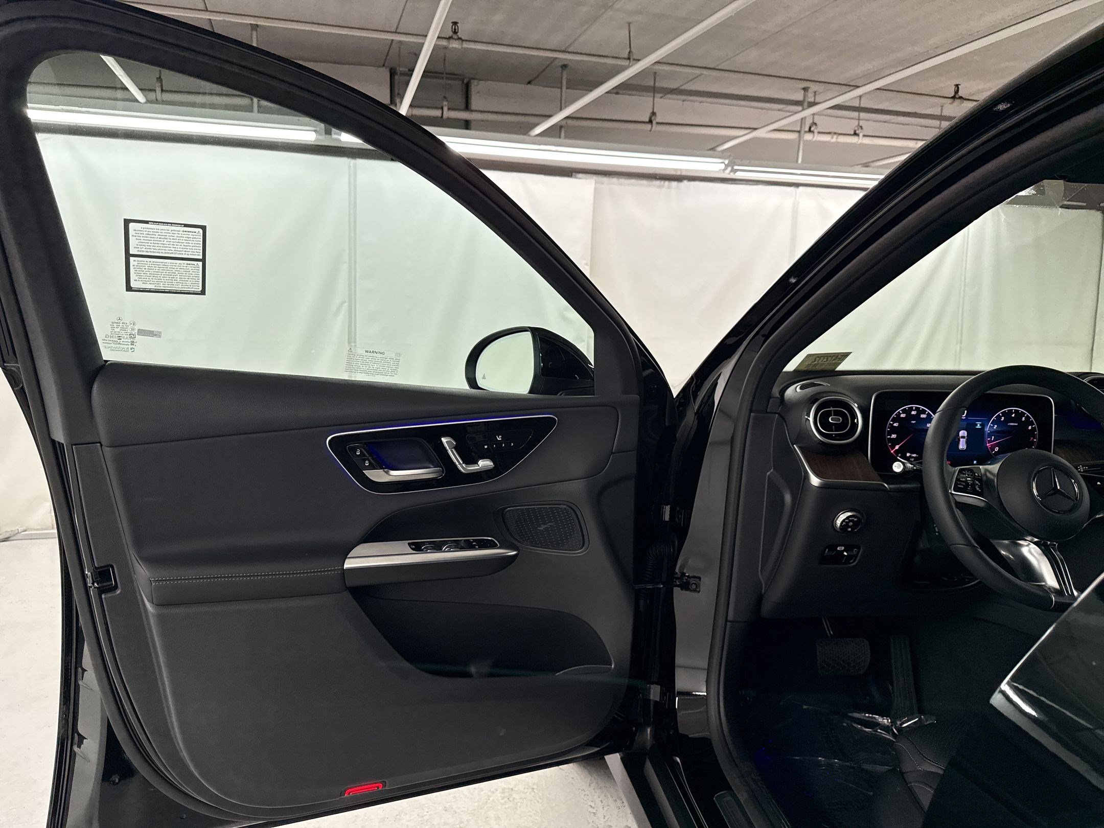 Certified 2026 Mercedes-Benz GLC 300 image 5