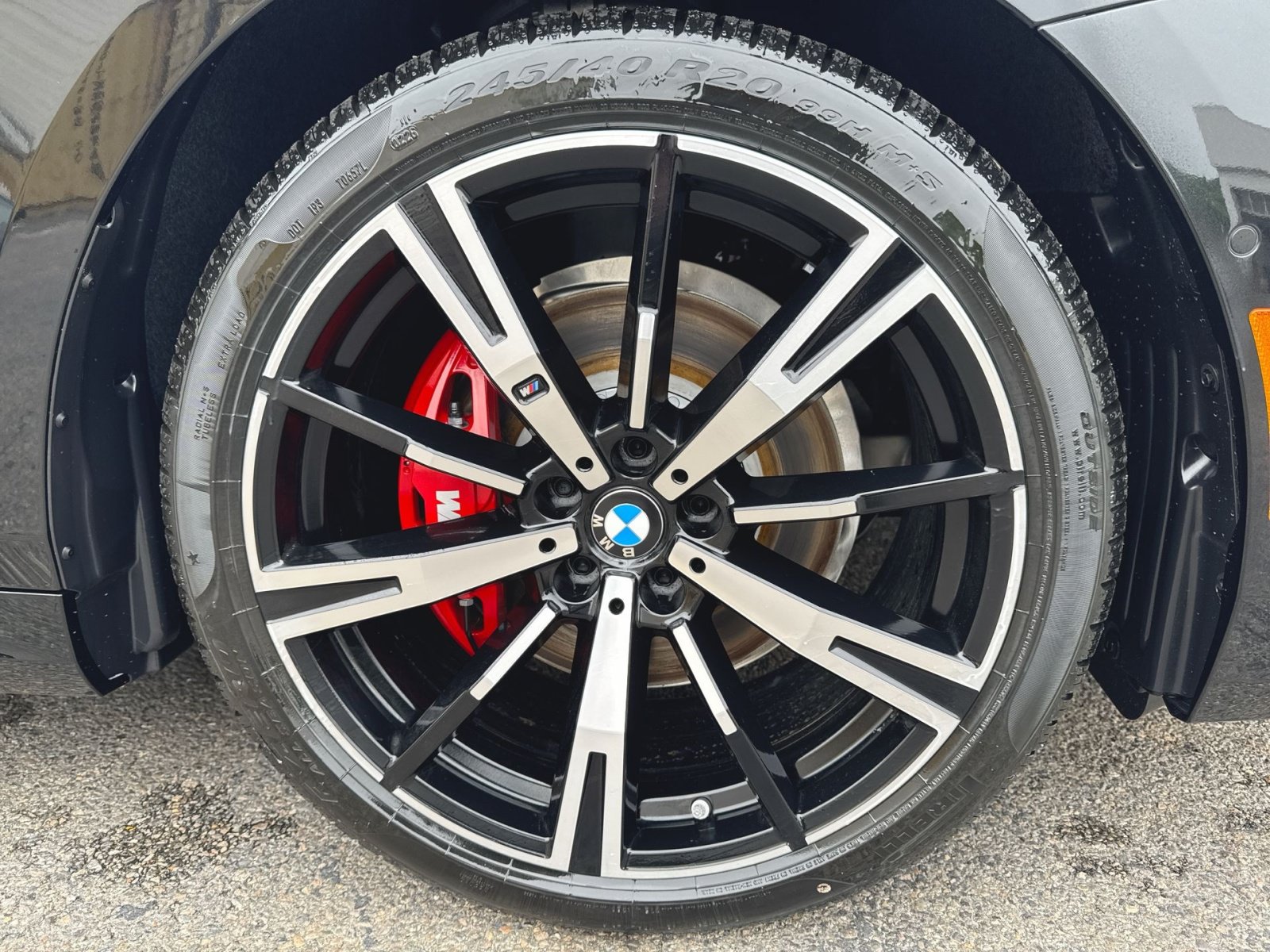 New 2027 BMW 530i w/ M Sport Package RWD image 2