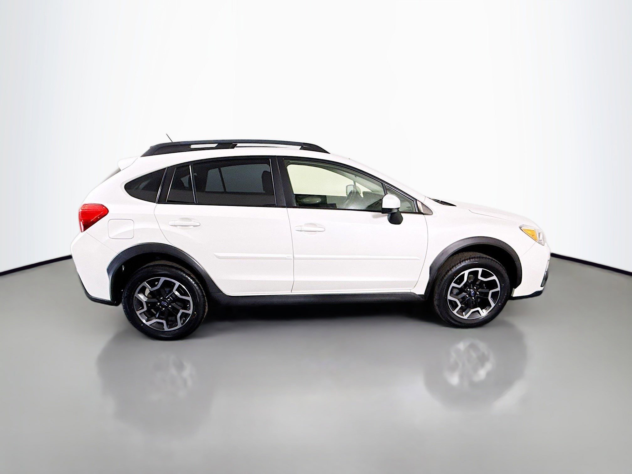 Used 2016 Subaru Crosstrek 2.0i Premium w/ Moonroof Package image 11