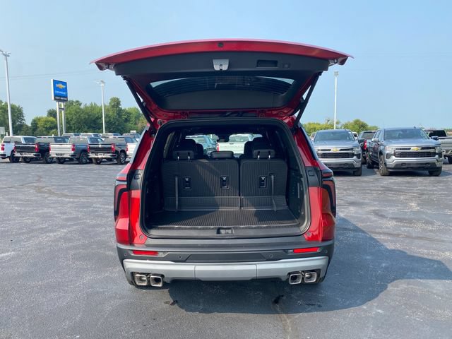 New 2027 Chevrolet Traverse LT w/ Sun and Wheel Package AWD/4WD image 21