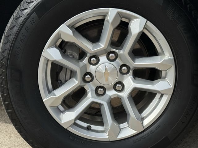 Used 2023 Chevrolet Silverado 1500 LT AWD/4WD image 14