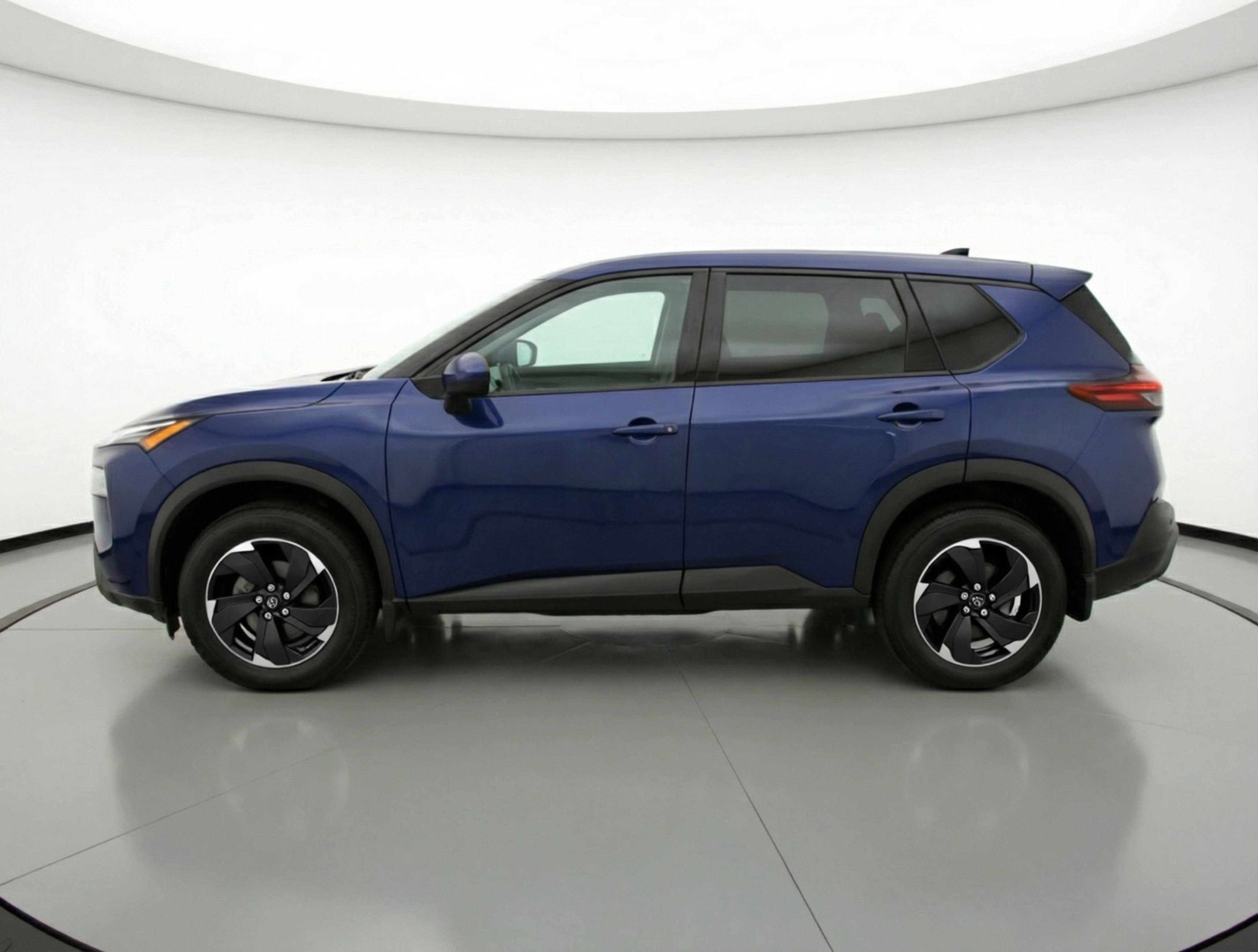 Used 2025 Nissan Rogue SV FWD image 5