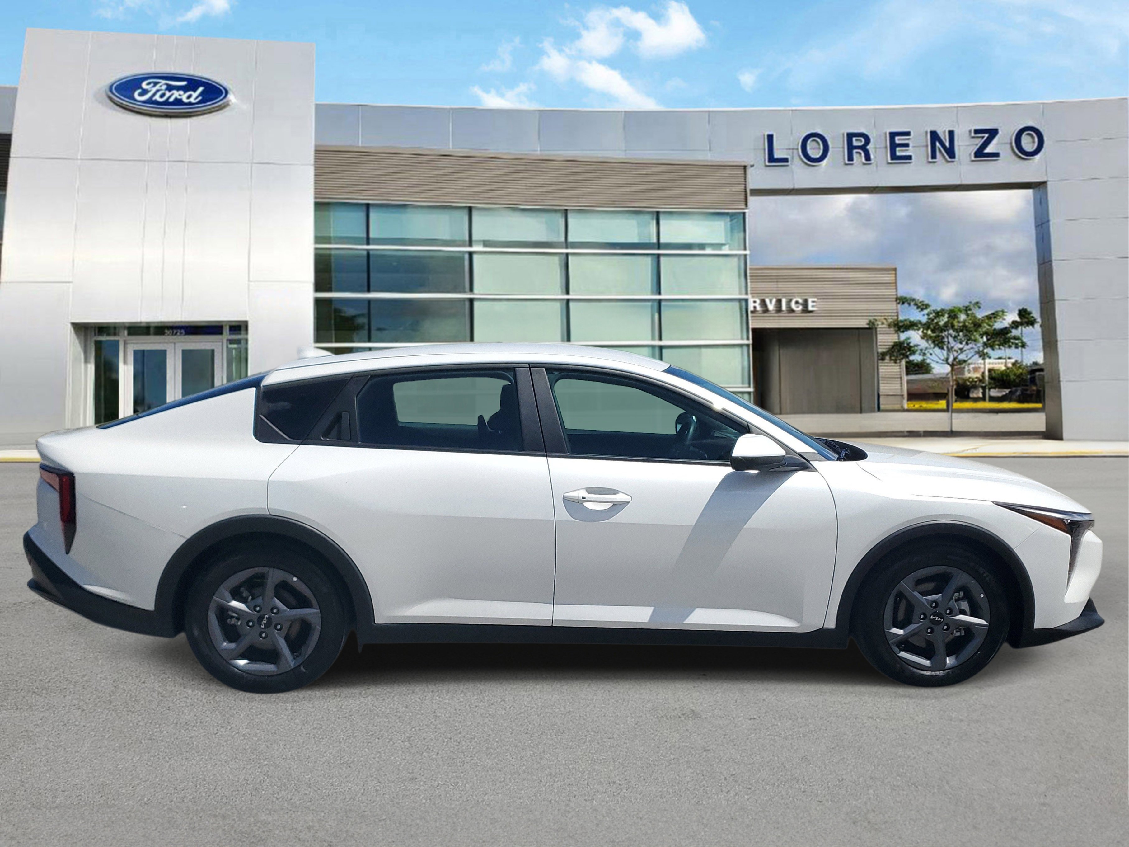 Used 2025 Kia K4 LXS image 4