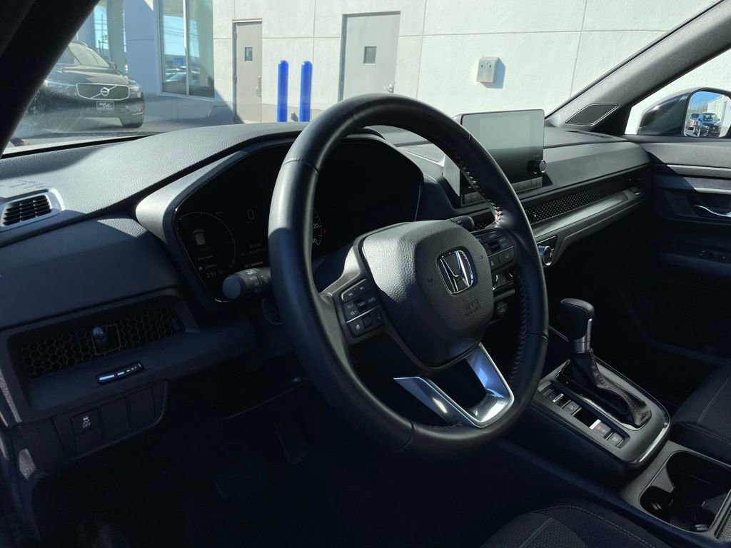 Certified 2025 Honda CR-V Sport image 28