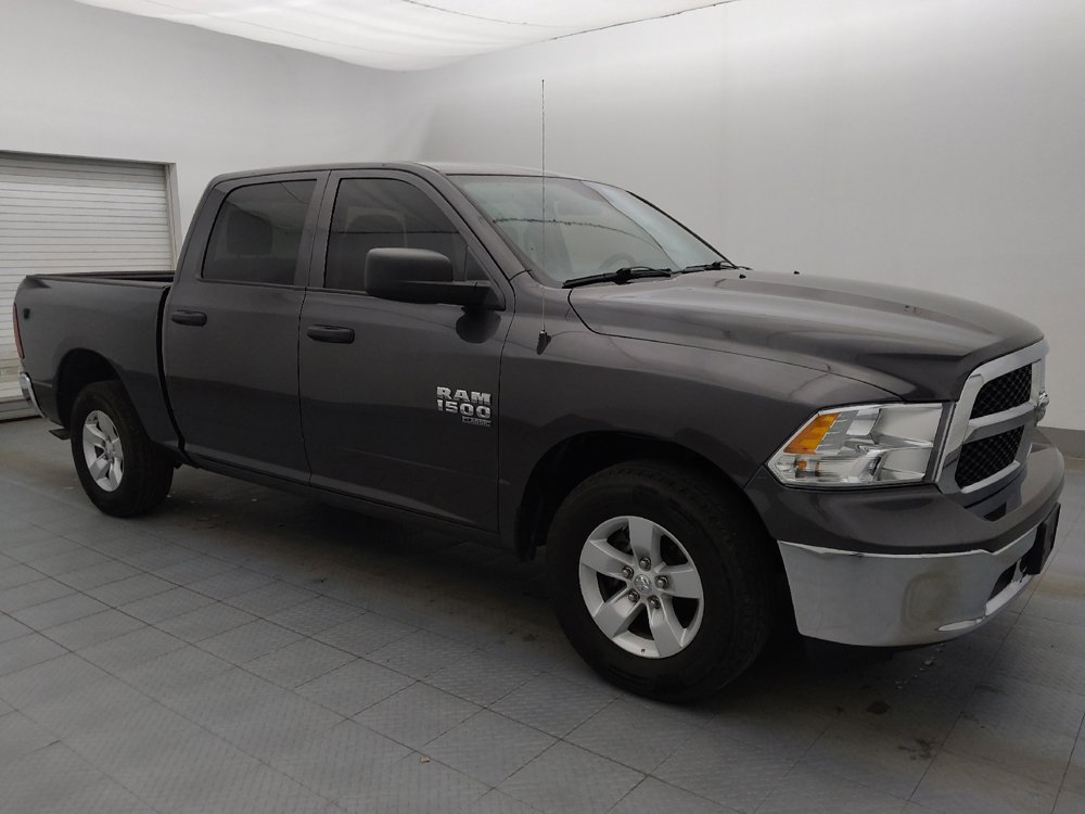 Used 2022 RAM 1500 Classic SLT image 11