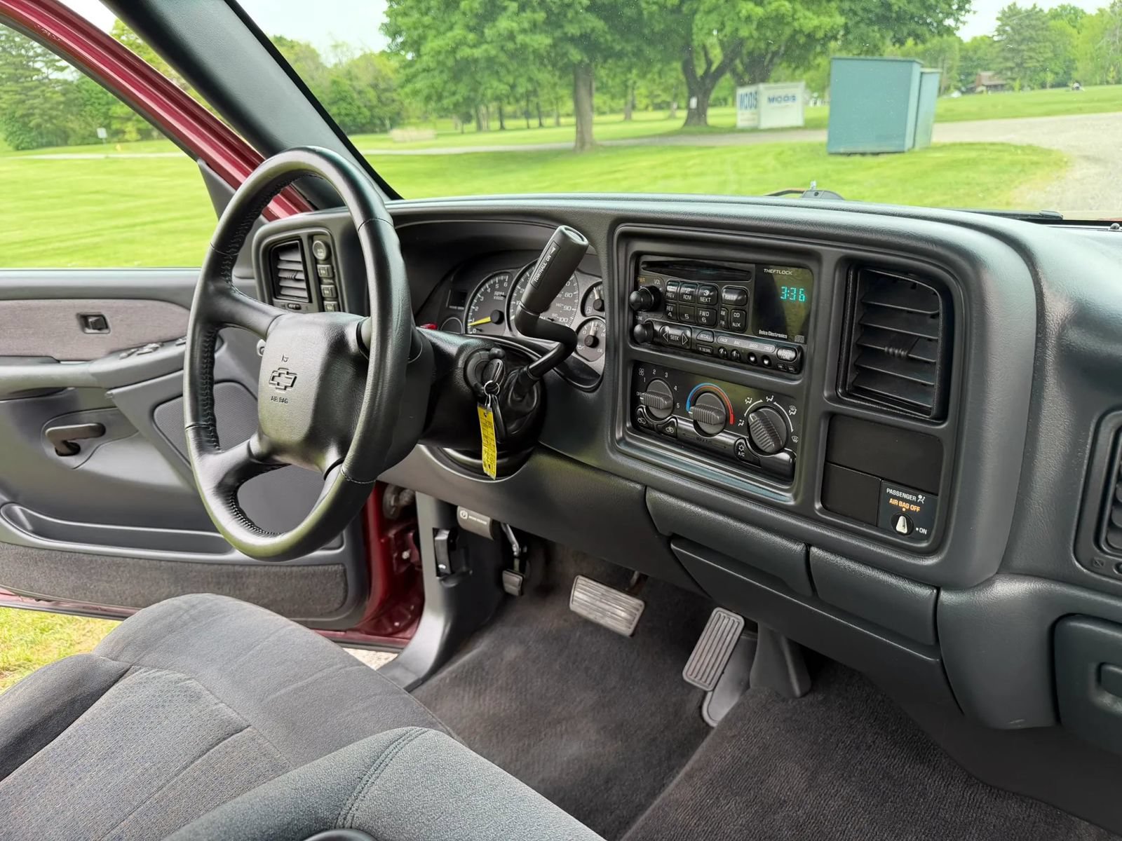 Used 2001 Chevrolet Silverado 1500 LS w/ Off-Road Chassis Pkg AWD/4WD image 73