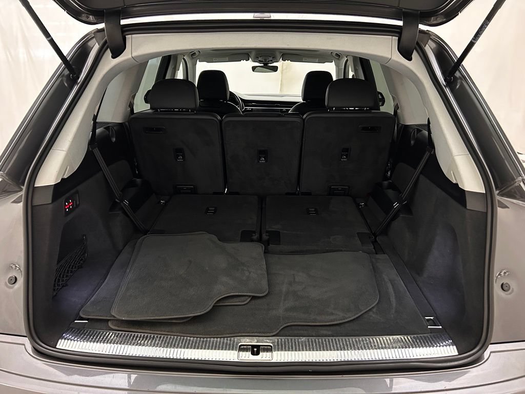 Used 2023 Audi Q7 3.0T Premium Plus AWD/4WD image 10