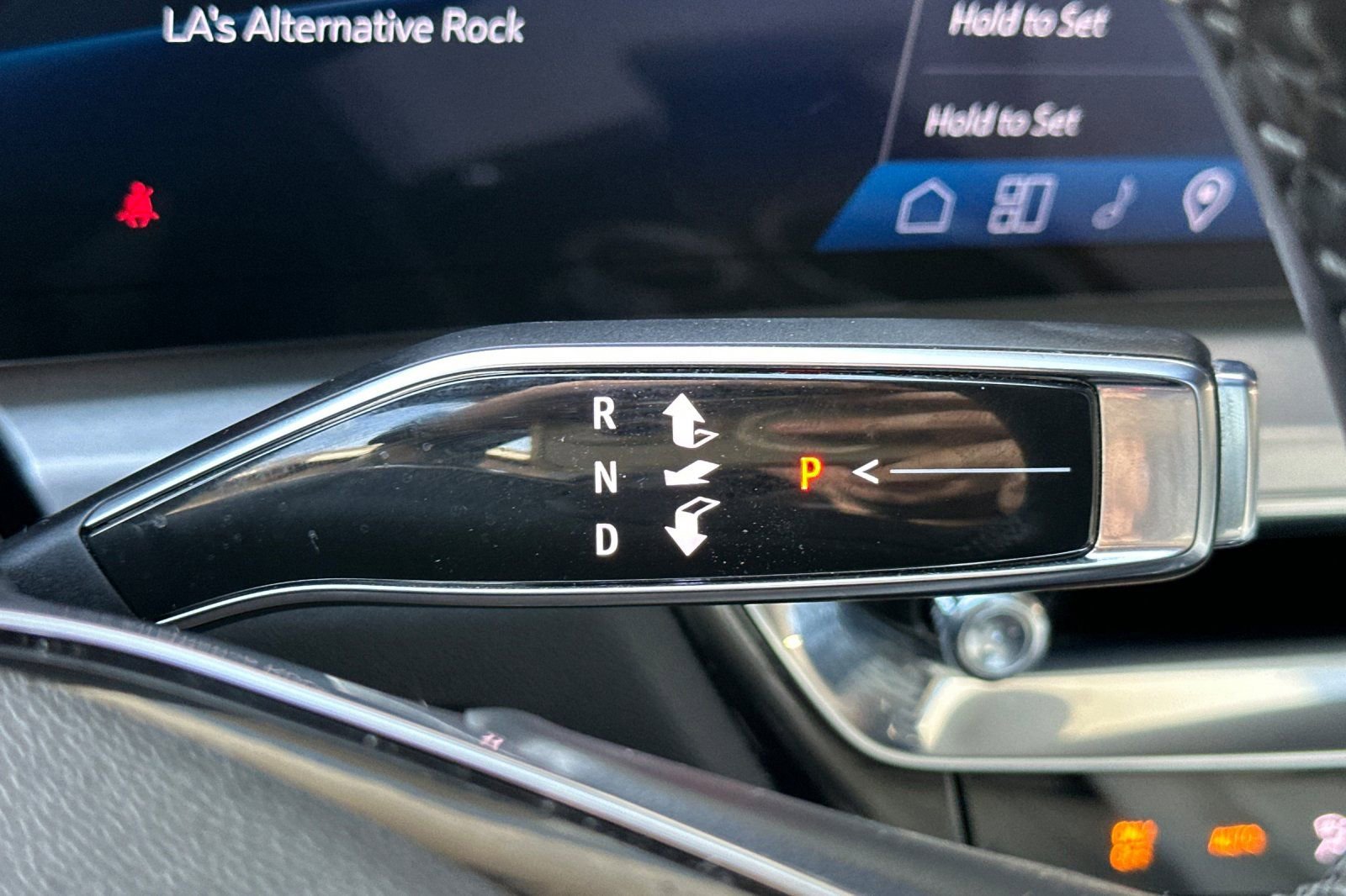 Certified 2024 Cadillac Lyriq Luxury image 28