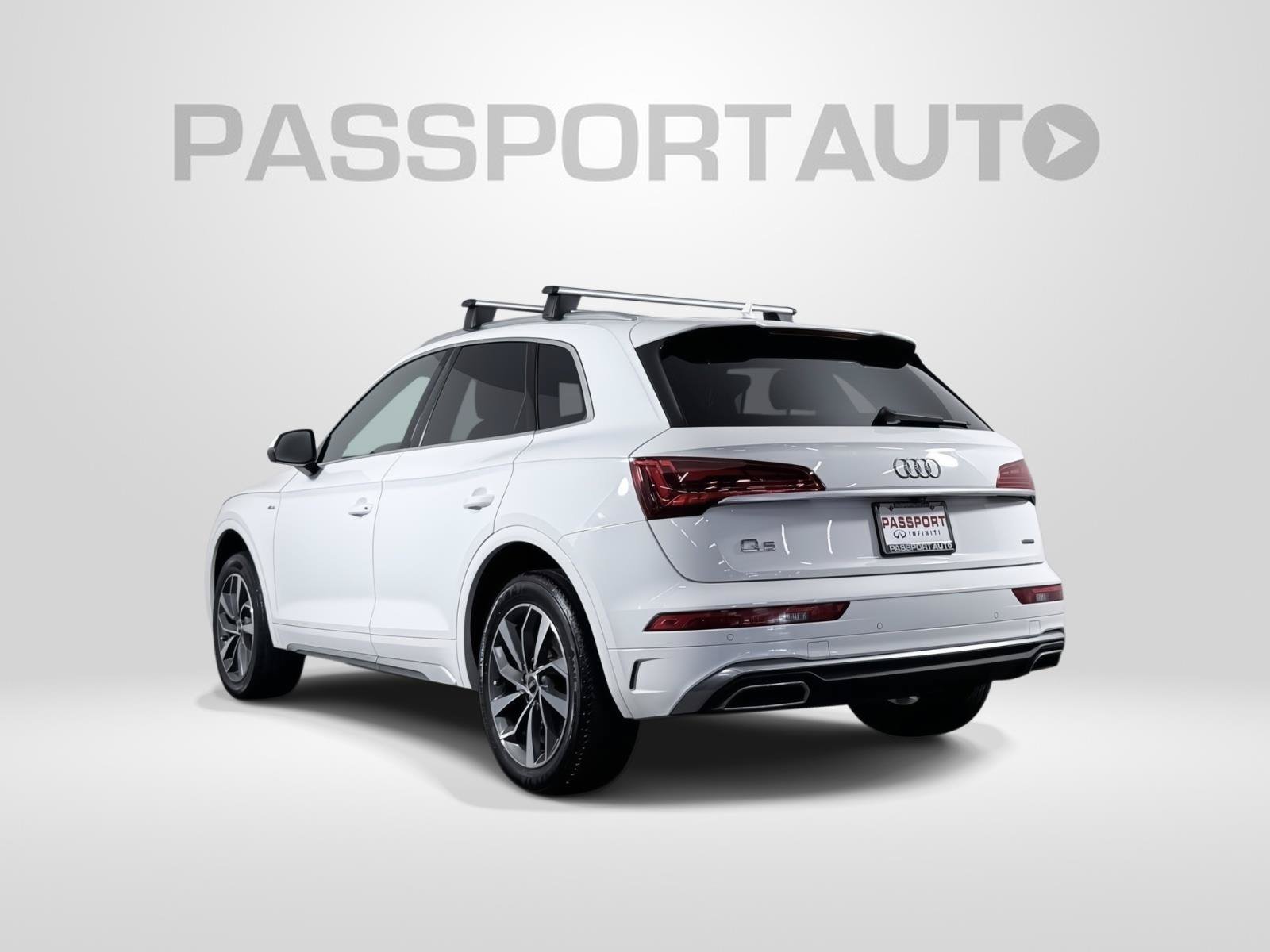Used 2022 Audi Q5 2.0T Premium w/ Convenience Package AWD/4WD image 4