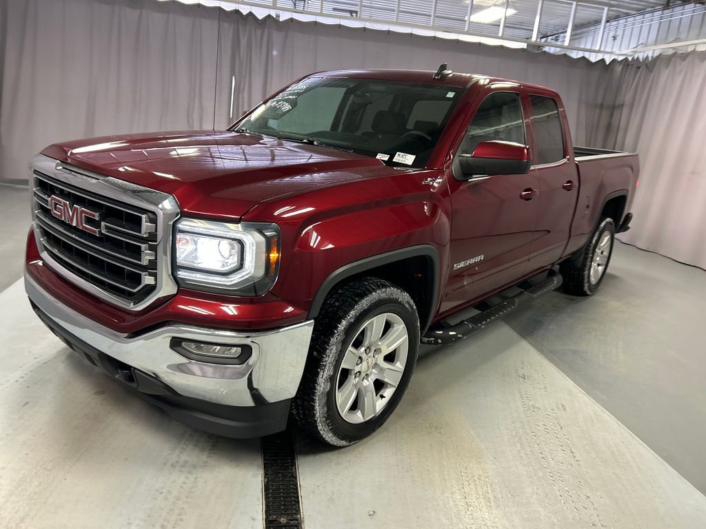 Used 2017 GMC Sierra 1500 SLE w/ SLE Value Package image 3