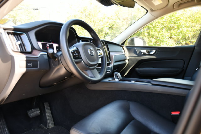 Used 2024 Volvo XC60 B5 Plus w/ Climate Package AWD/4WD image 14
