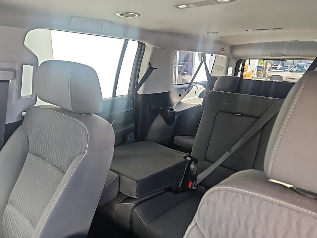 Used 2020 Chevrolet Suburban LS w/ Enhanced Driver Alert Package image 7