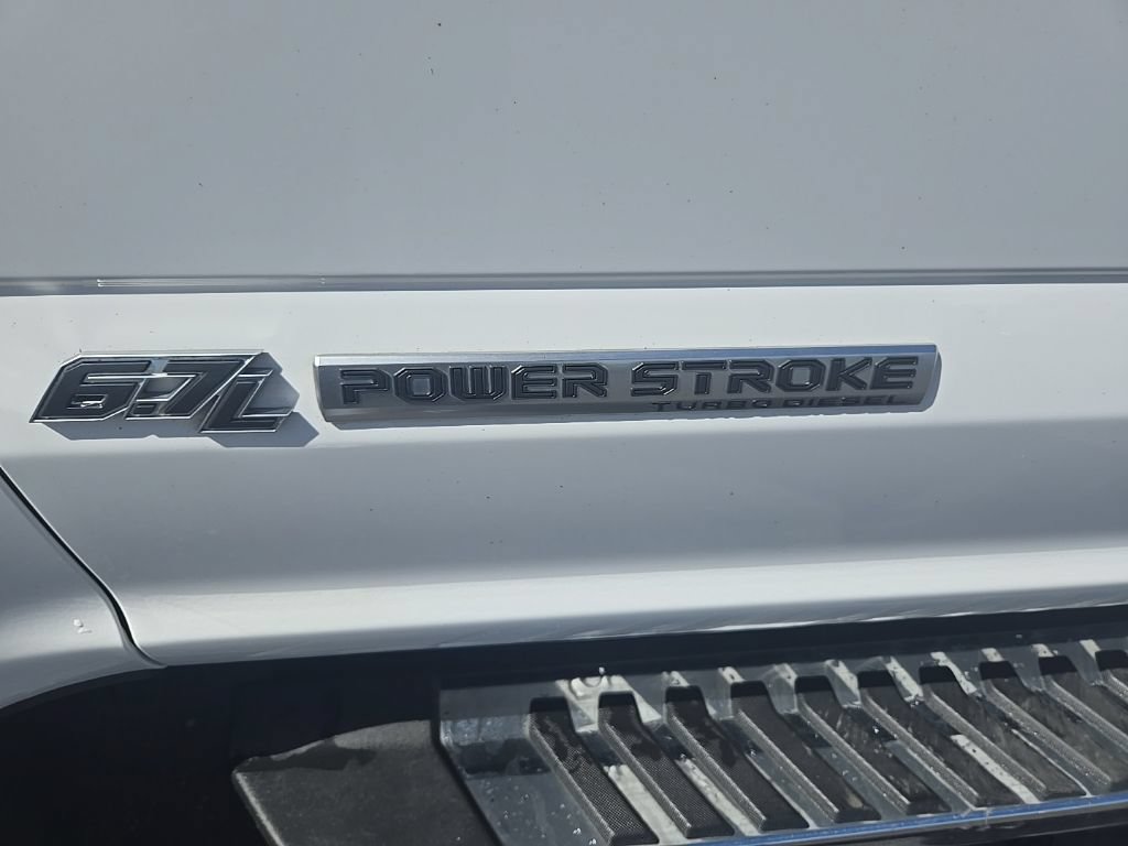 Used 2020 Ford F350 XLT w/ XLT Premium Package AWD/4WD image 42